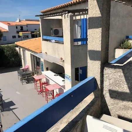 Le Bleu Marine